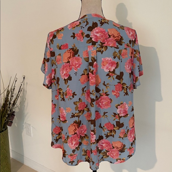 Torrid Harper floral shirt sz 0 0X 1749 - Picture 5 of 7
